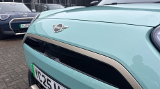 MINI Aceman 135kW E Classic 43kWh 5dr Auto Electric Hatchback